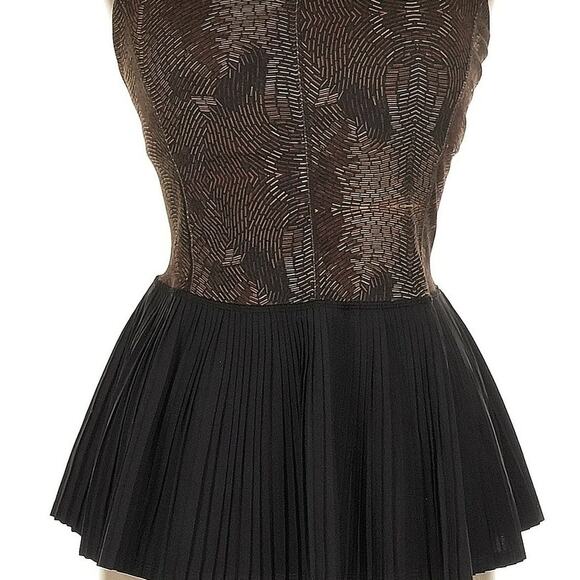 Lululemon Athletica Medium (10) Tank Ruffle Hem Razorback Black Brown - Picture 3 of 5